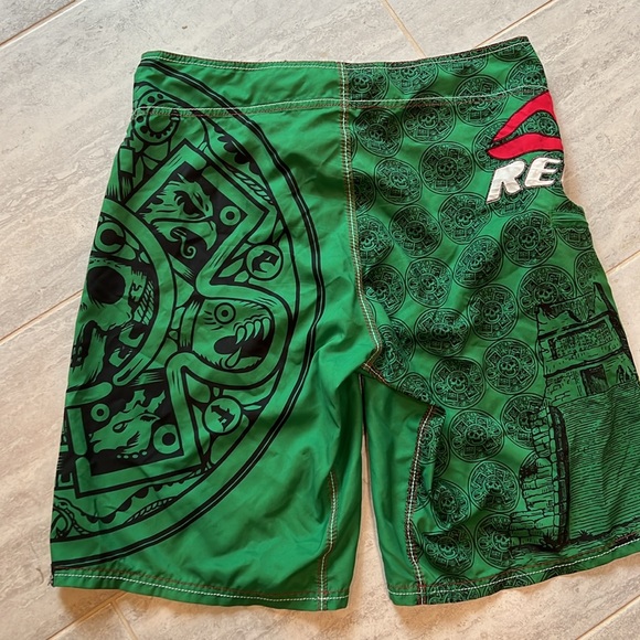 Reef Men’s Swimtrunks - Picture 2 of 3